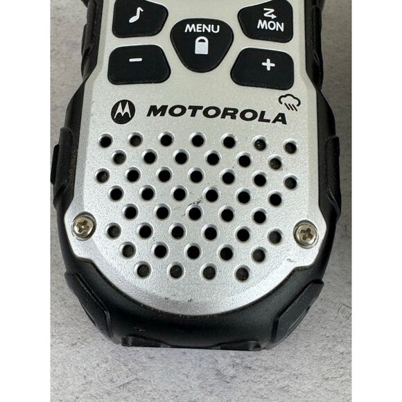 Motorola Walkie Talkies Talkabout Two Way Radios K7GMTCEJ With Charger - Picture 11 of 16
